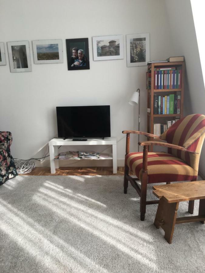 Apartamento Pied A Terre Oostersingel Umcg Groninga Exterior foto